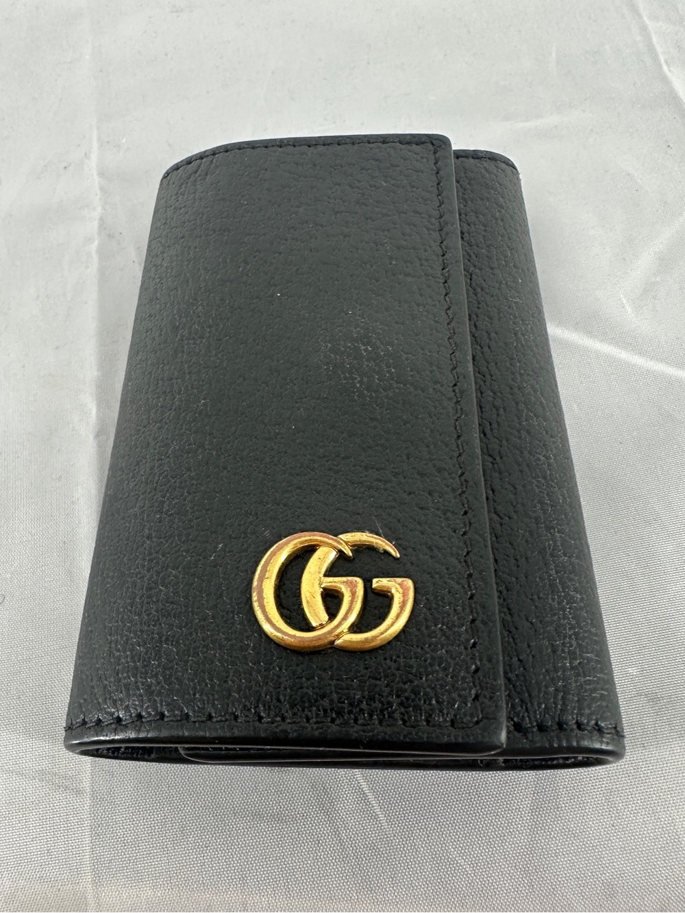 Gucci GG Marmont black leather key organizer